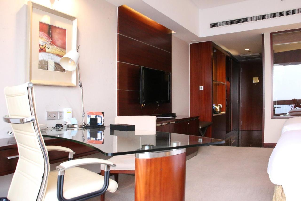 Crowne Plaza Yantai Sea View By Ihg Hotell Eksteriør bilde