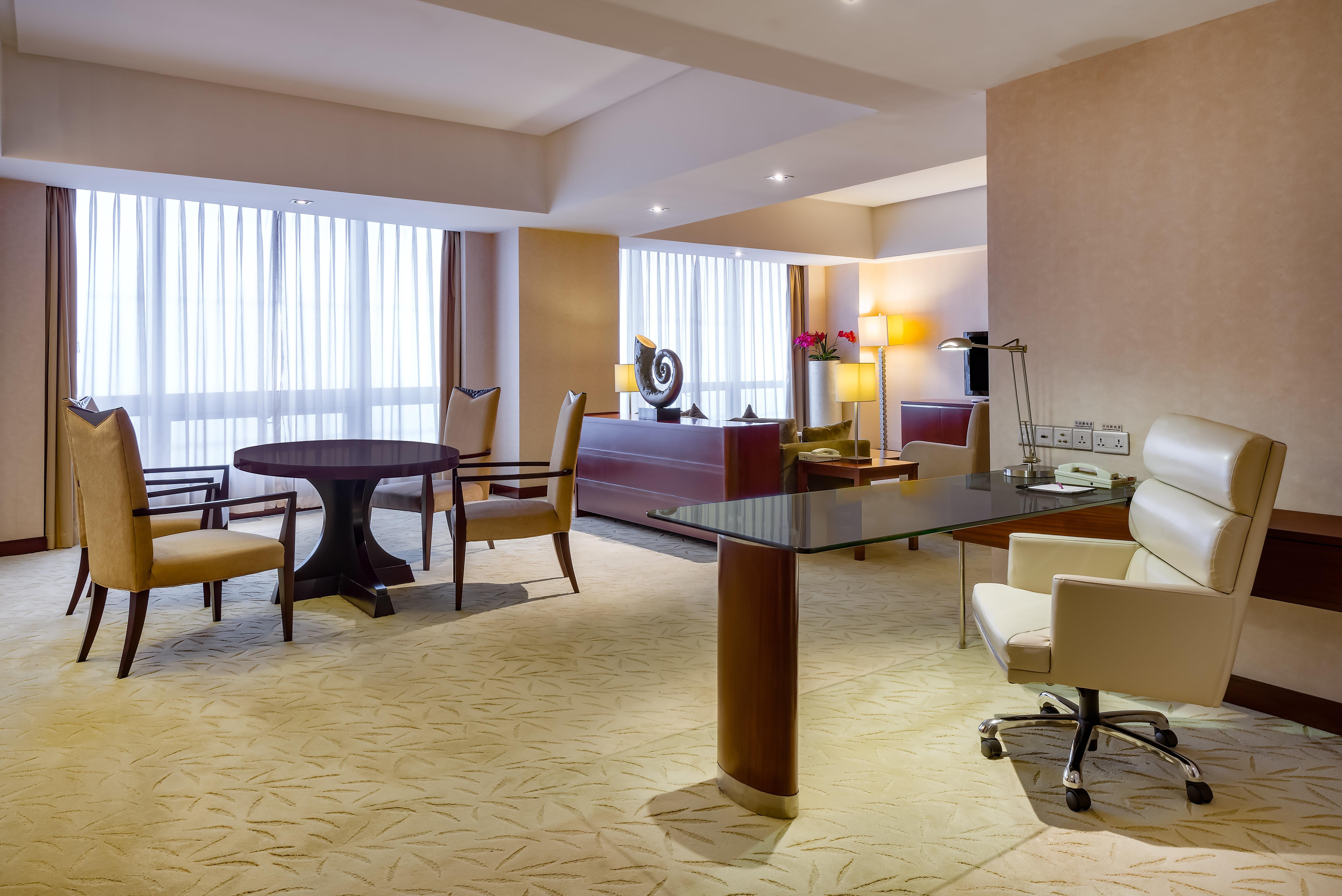 Crowne Plaza Yantai Sea View By Ihg Hotell Eksteriør bilde