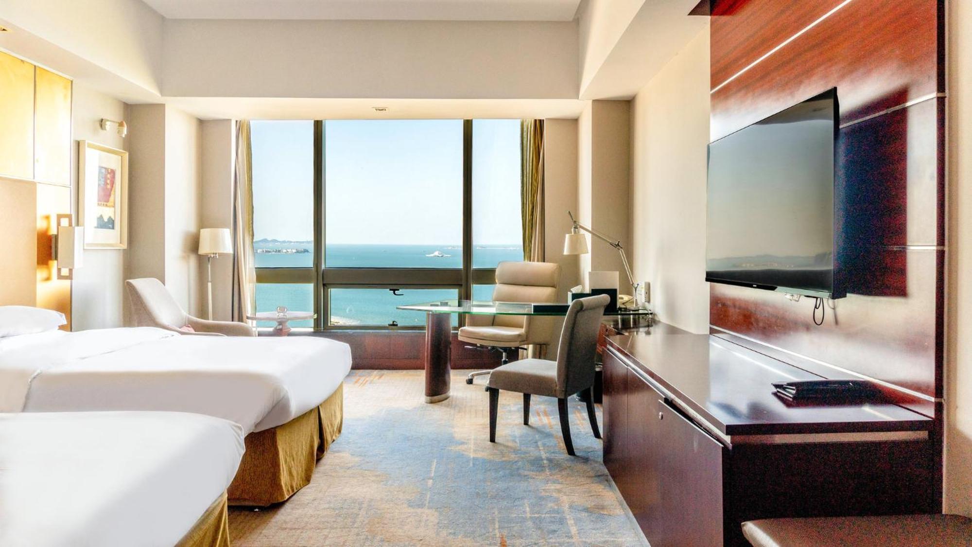 Crowne Plaza Yantai Sea View By Ihg Hotell Eksteriør bilde